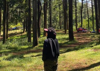 foto caca yang menulis opini sunyi dalam ruang ketakutan